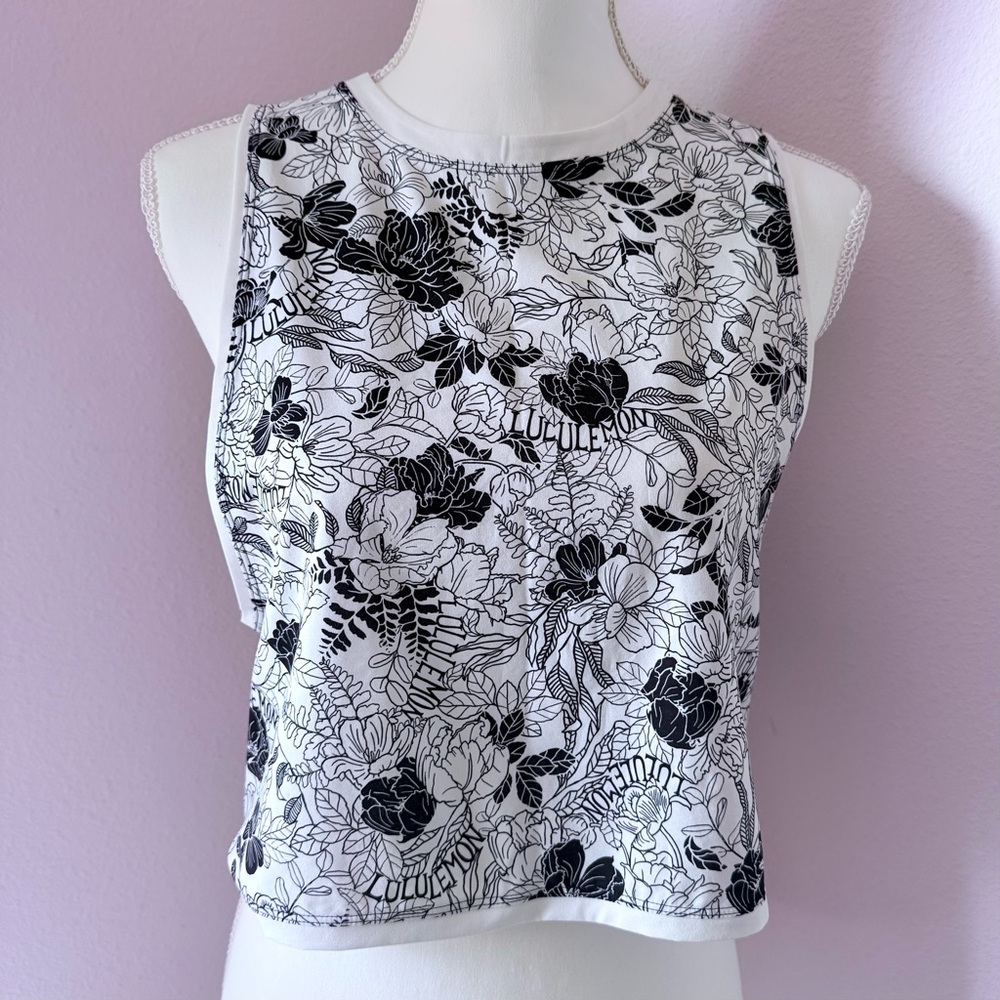 LULULEMON  Black & White Floral Women's Running Crop Muscle Tank Top, Size 4